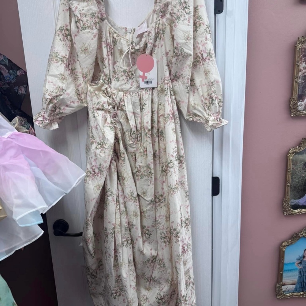 Selkie Floral Cream Maxi Dress